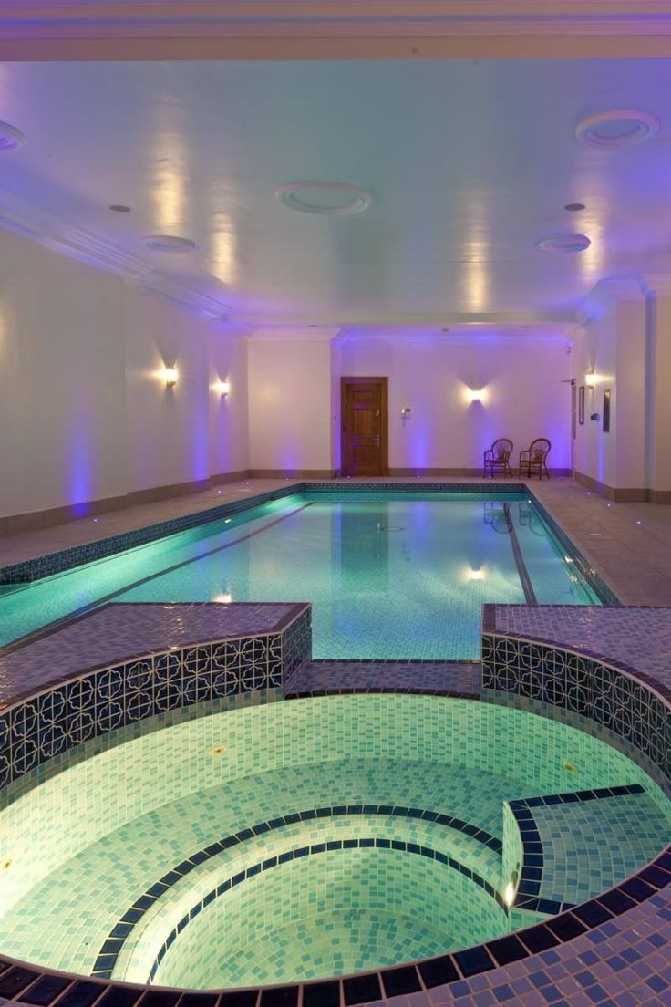 عزل حمامات السباحة