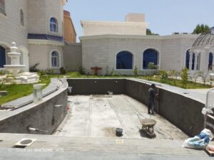 ترميم مسابح بجدة | إصلاح تسربات وعزل المسابح بضمان
